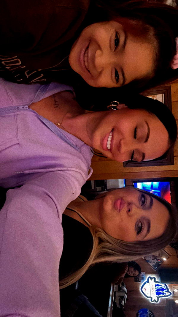 ema.jeann snapchat image archive image