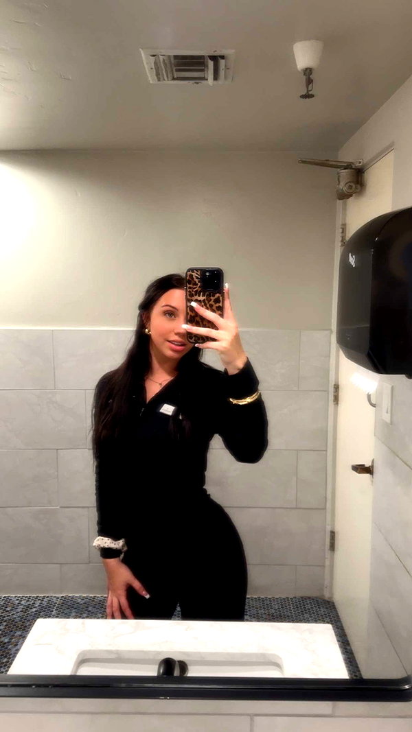 ema.jeann snapchat image archive image