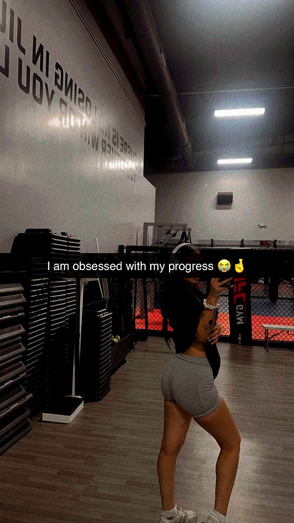 ema.jeann snapchat image archive image
