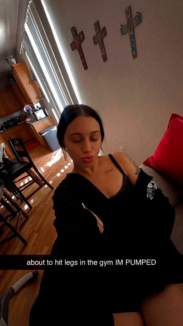 ema.jeann snapchat image archive image