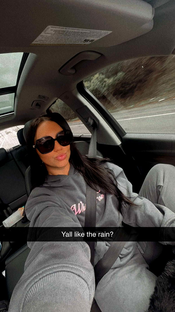 ema.jeann snapchat image archive image