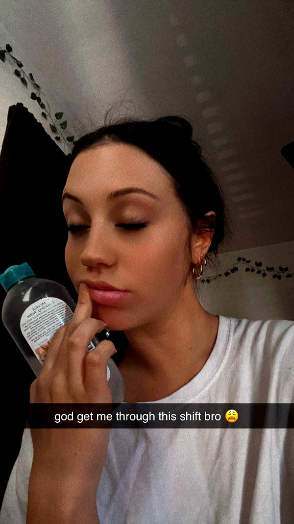ema.jeann snapchat image archive image