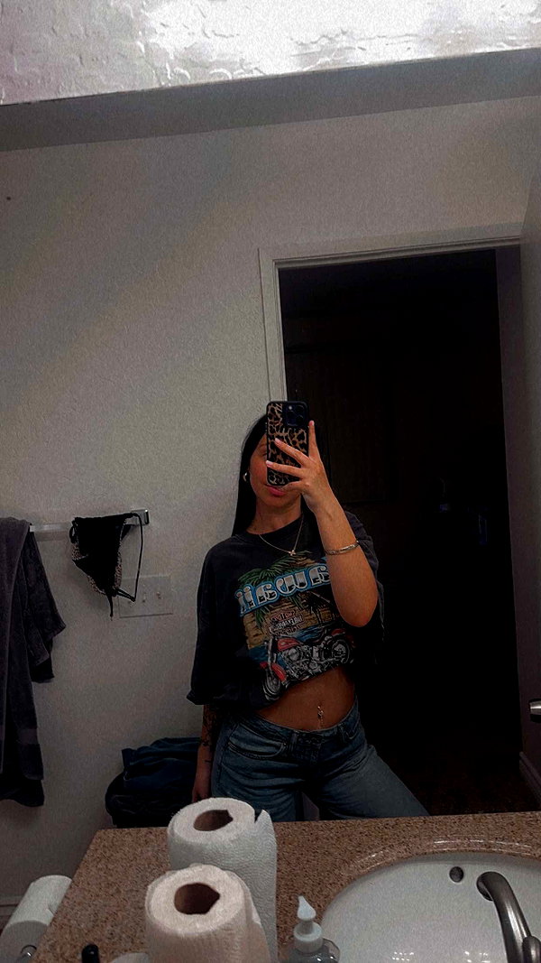 ema.jeann snapchat image archive image