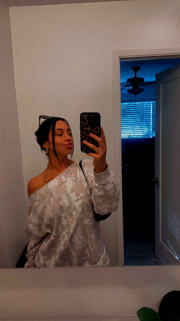ema.jeann snapchat image archive image