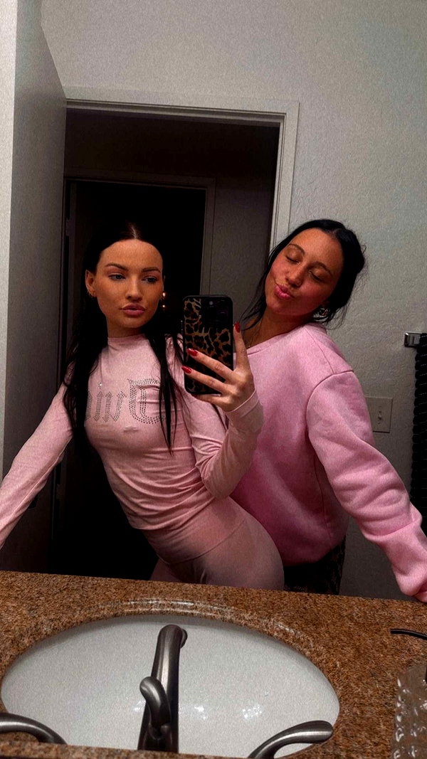 ema.jeann snapchat image archive image