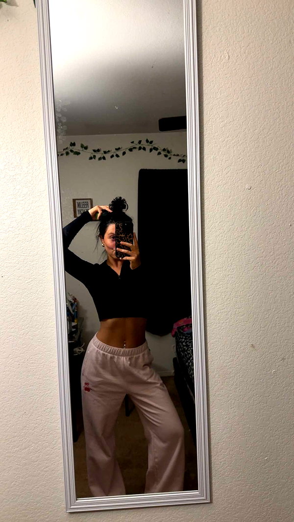 ema.jeann snapchat image archive image