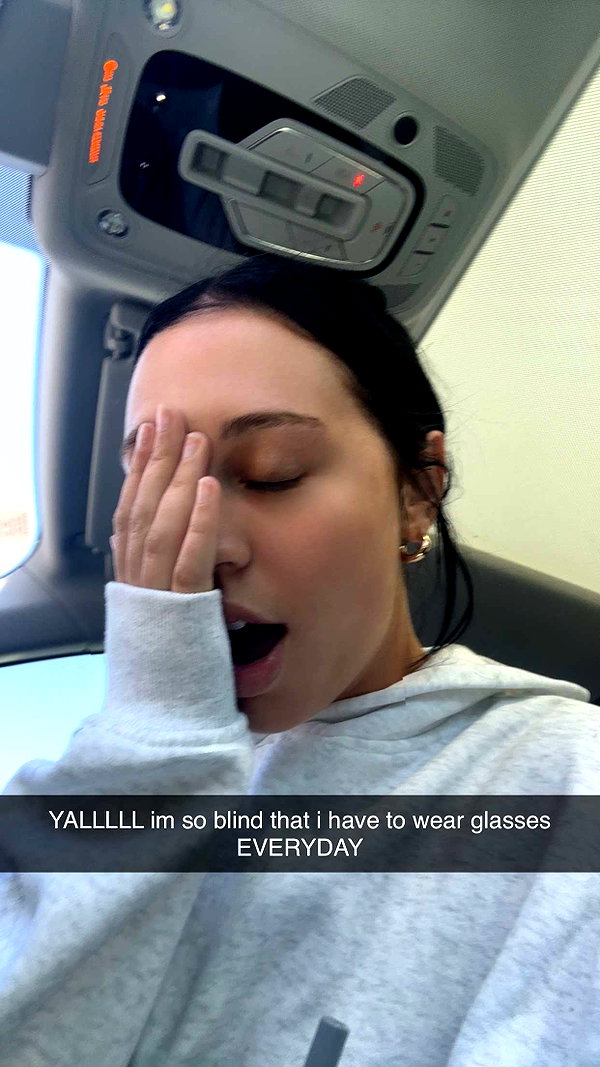 ema.jeann snapchat image archive image
