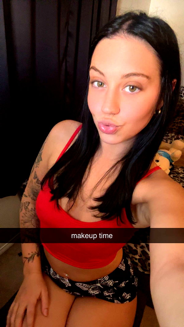 ema.jeann snapchat image archive image