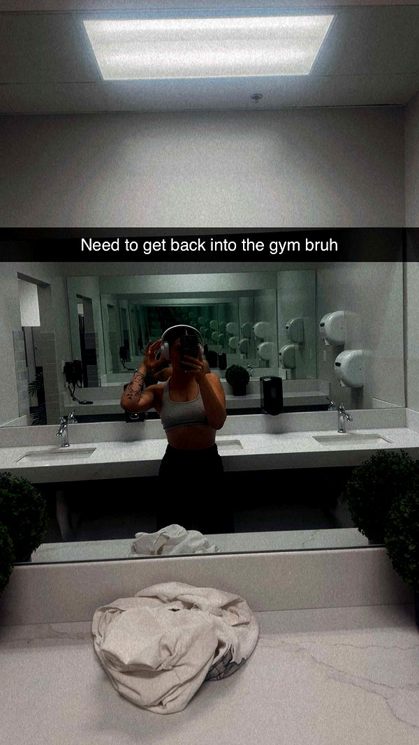 ema.jeann snapchat image archive image