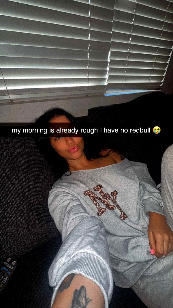 ema.jeann snapchat image archive image