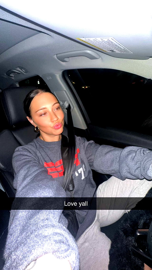 ema.jeann snapchat image archive image