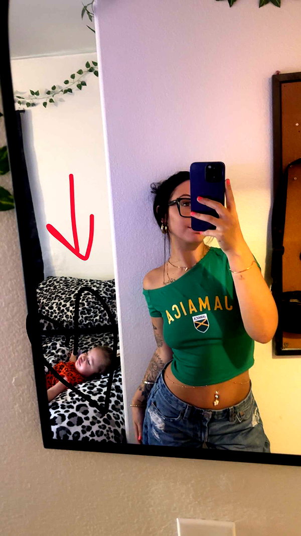 ema.jeann snapchat image archive image