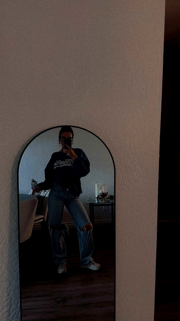 ema.jeann snapchat image archive image