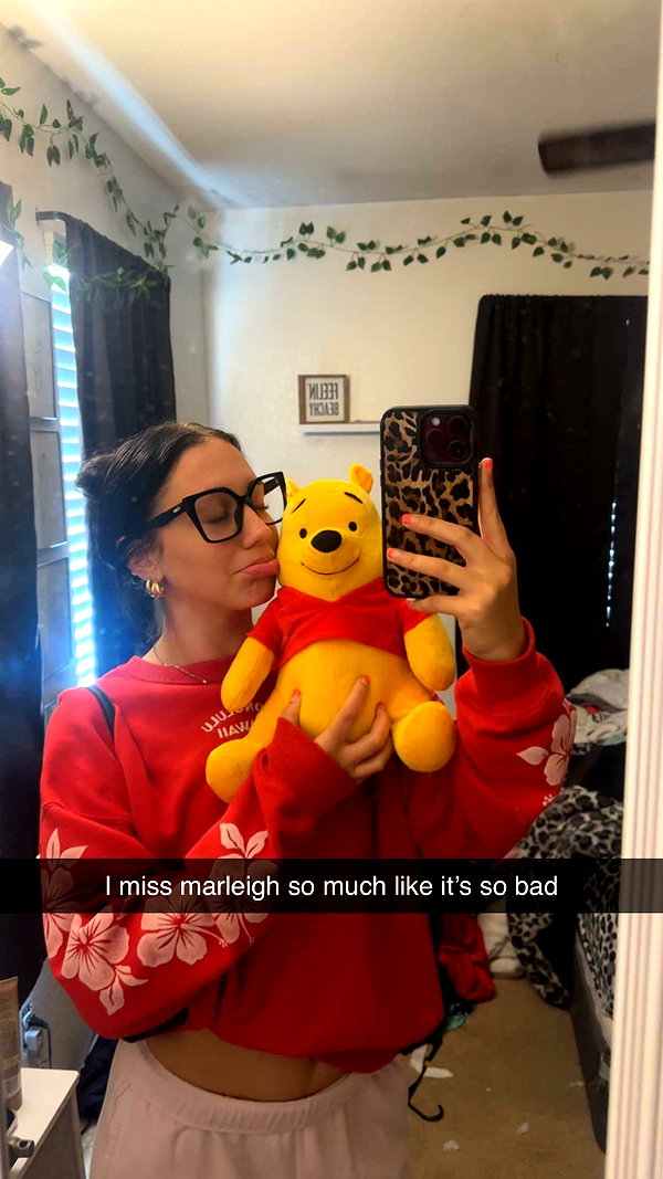 ema.jeann snapchat image archive image