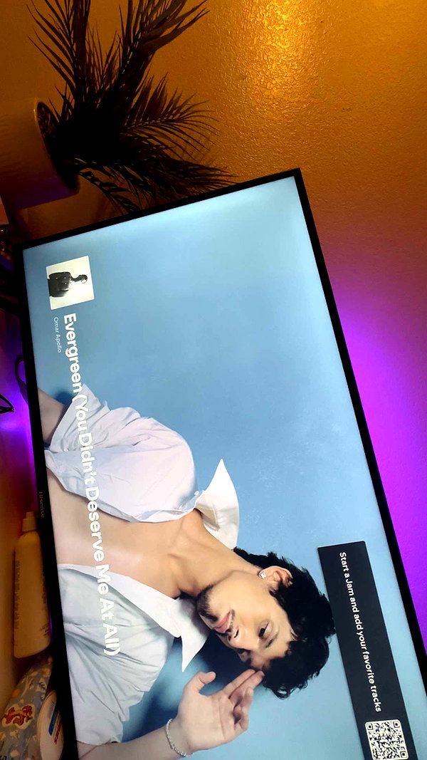 ema.jeann snapchat image archive image