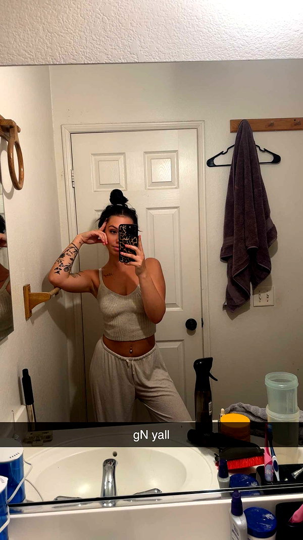 ema.jeann snapchat image archive image