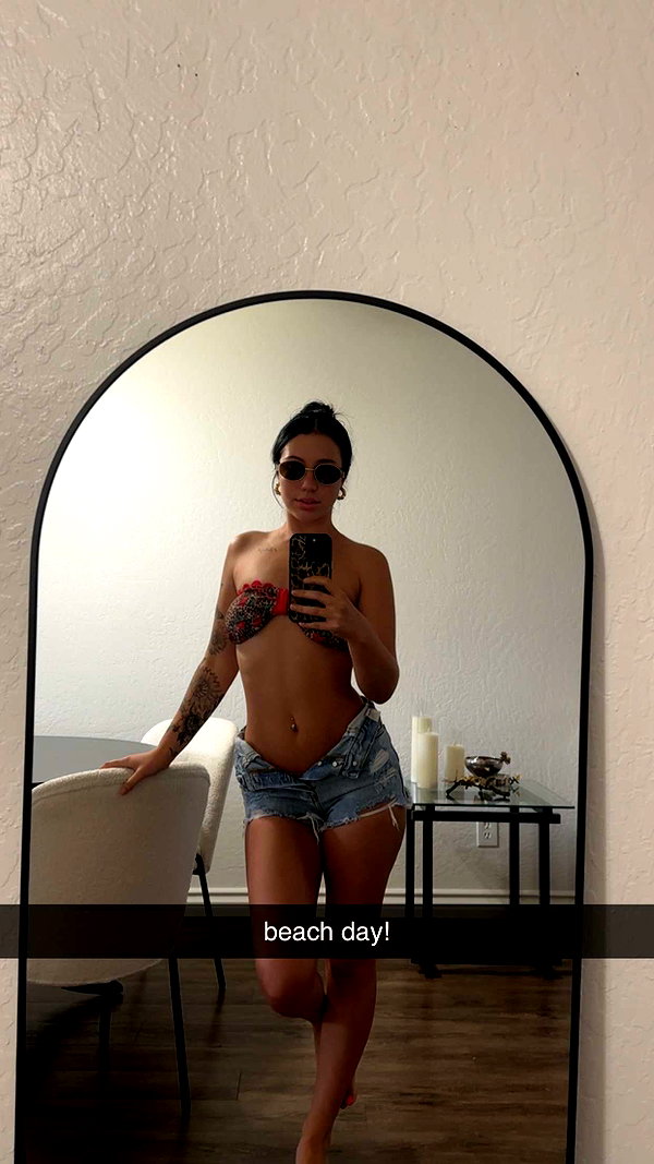 ema.jeann snapchat image archive image