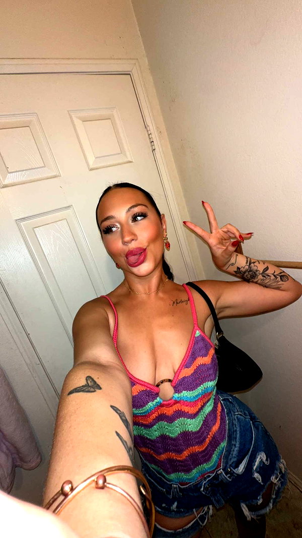 ema.jeann snapchat image archive image