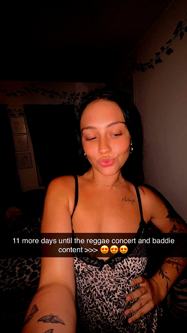 ema.jeann snapchat image archive image