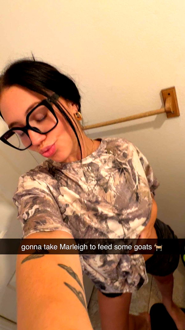 ema.jeann snapchat image archive image