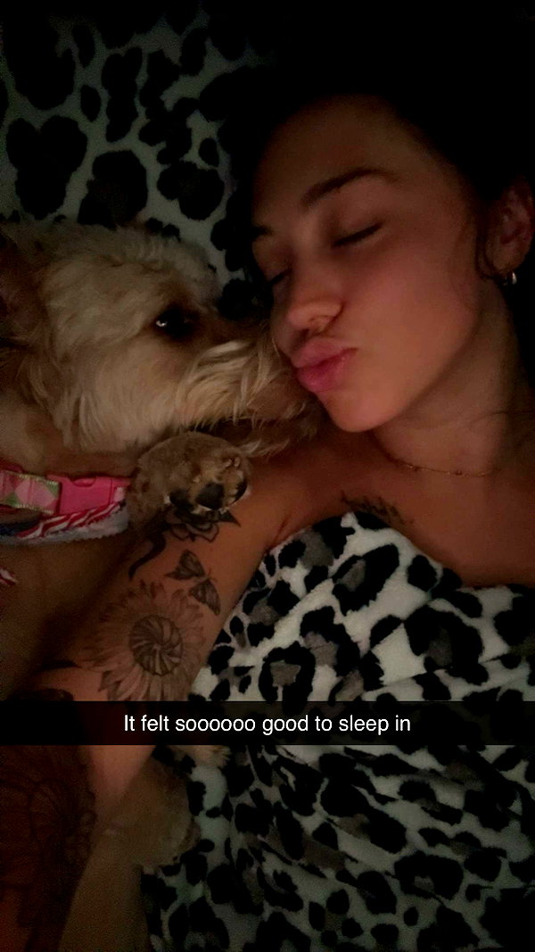 ema.jeann snapchat image archive image