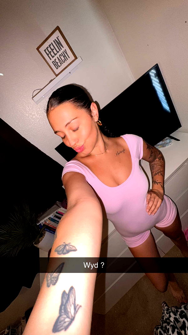 ema.jeann snapchat image archive image