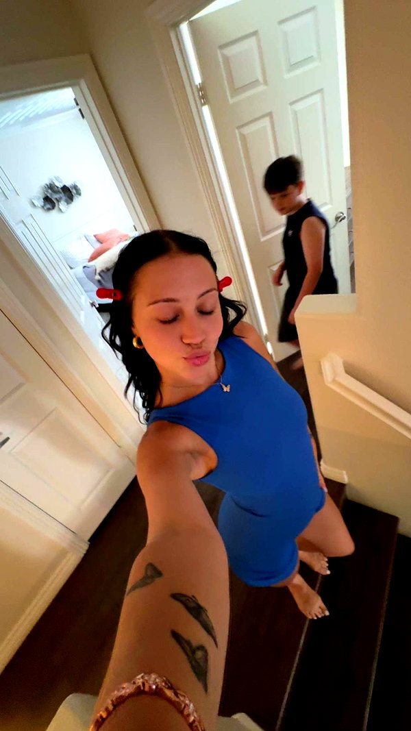 ema.jeann snapchat image archive image