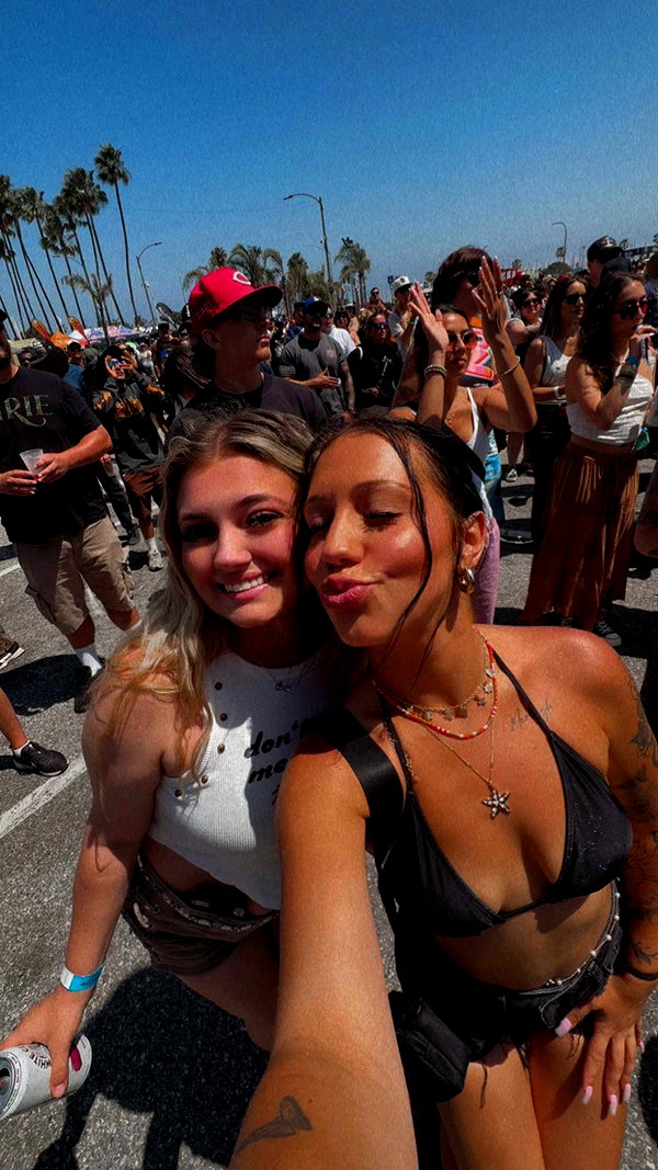 ema.jeann snapchat image archive image