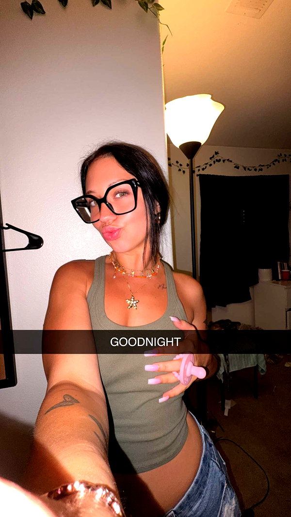ema.jeann snapchat image archive image