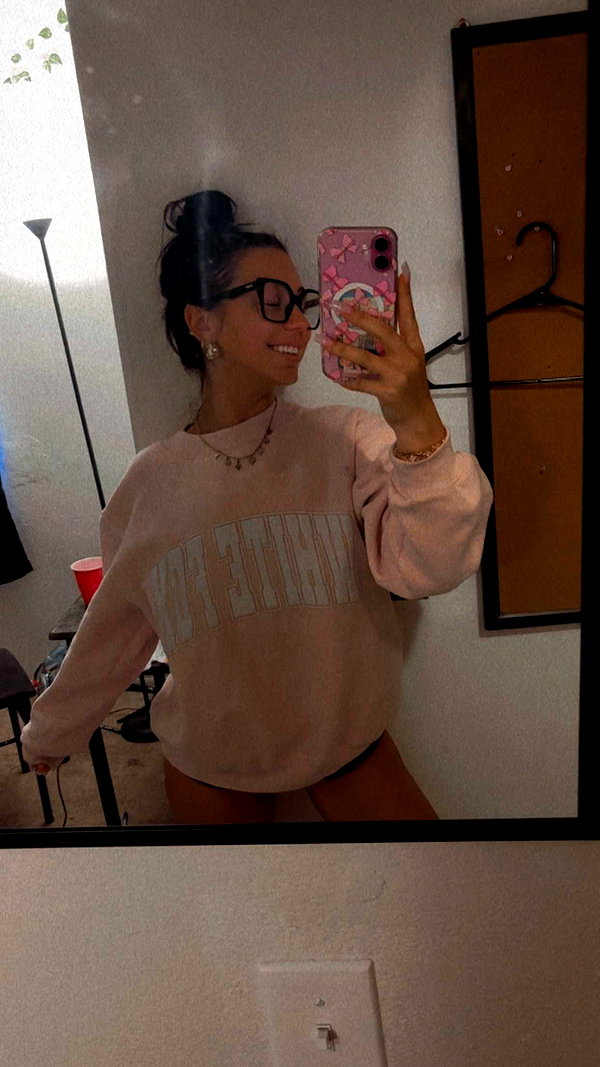 ema.jeann snapchat image archive image