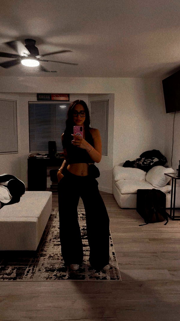 ema.jeann snapchat image archive image