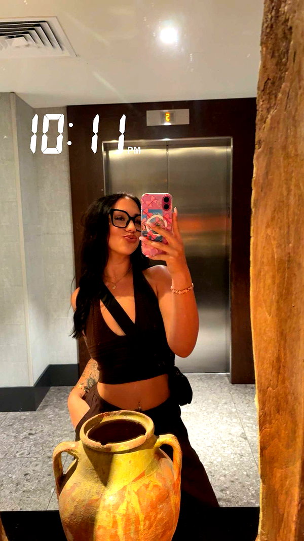 ema.jeann snapchat image archive image