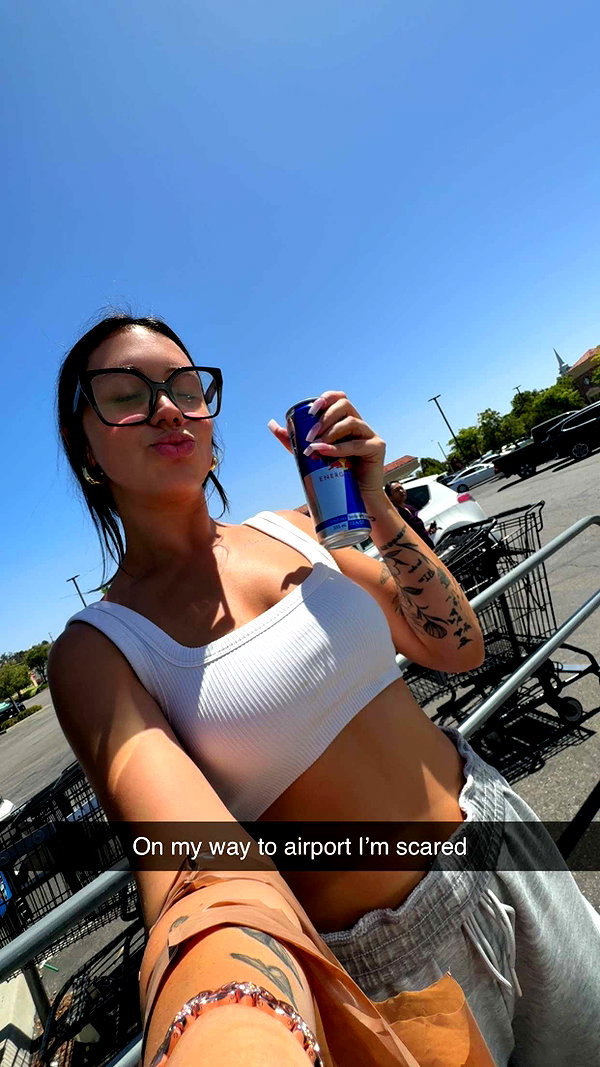 ema.jeann snapchat image archive image