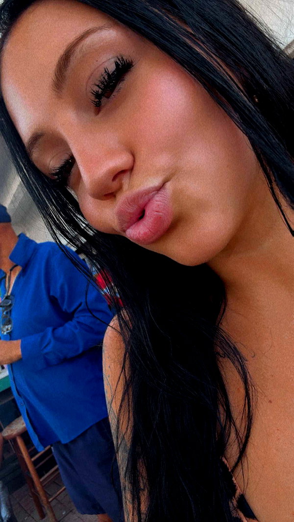ema.jeann snapchat image archive image