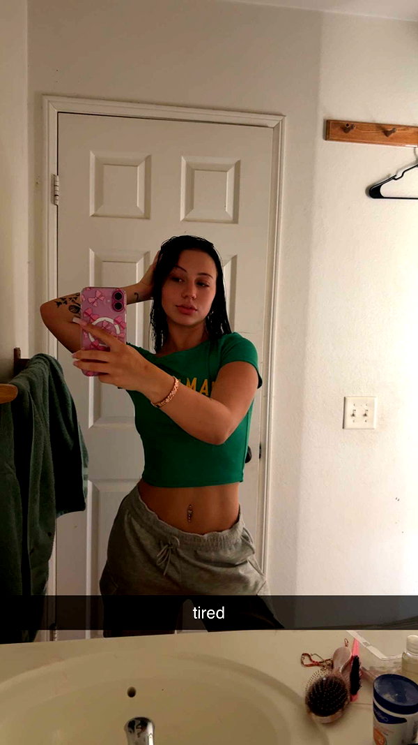 ema.jeann snapchat image archive image
