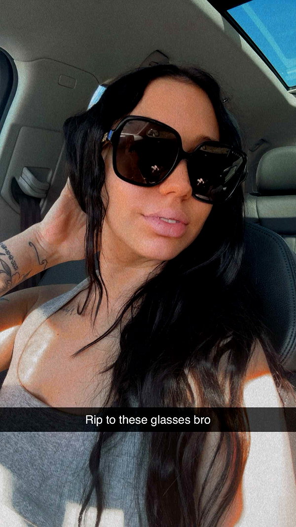 ema.jeann snapchat image archive image