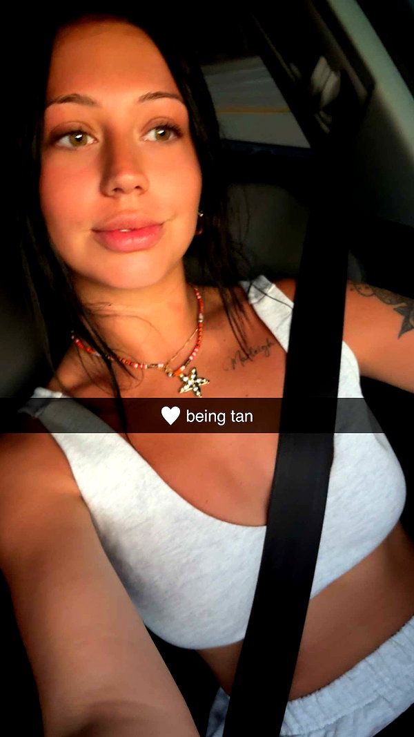 ema.jeann snapchat image archive image
