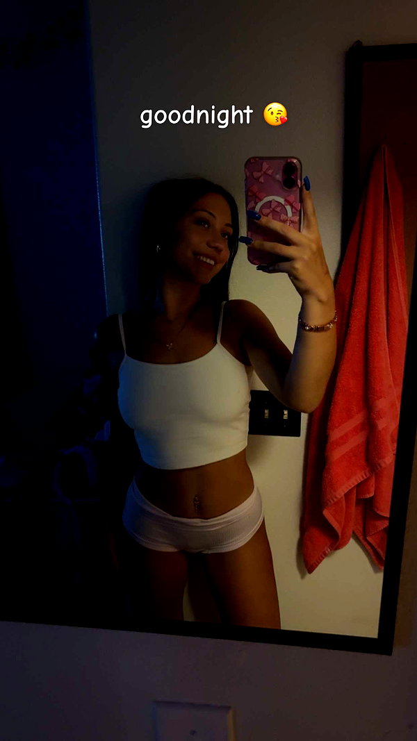 ema.jeann snapchat image archive image