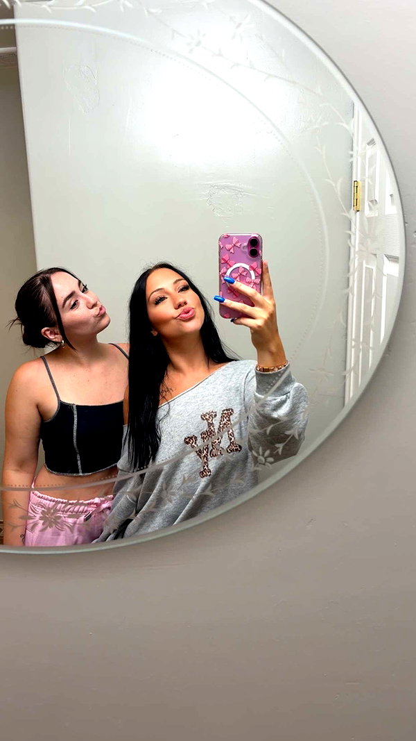 ema.jeann snapchat image archive image