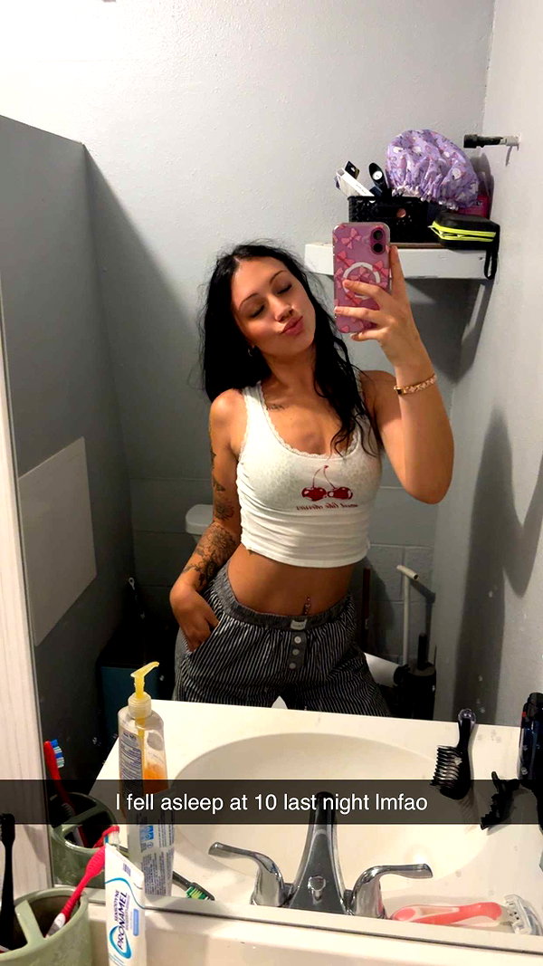 ema.jeann snapchat image archive image