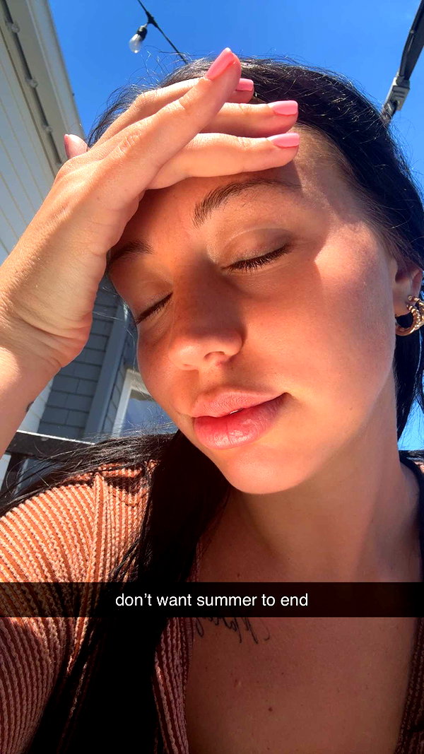 ema.jeann snapchat image archive image