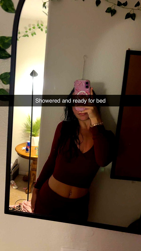 ema.jeann snapchat image archive image