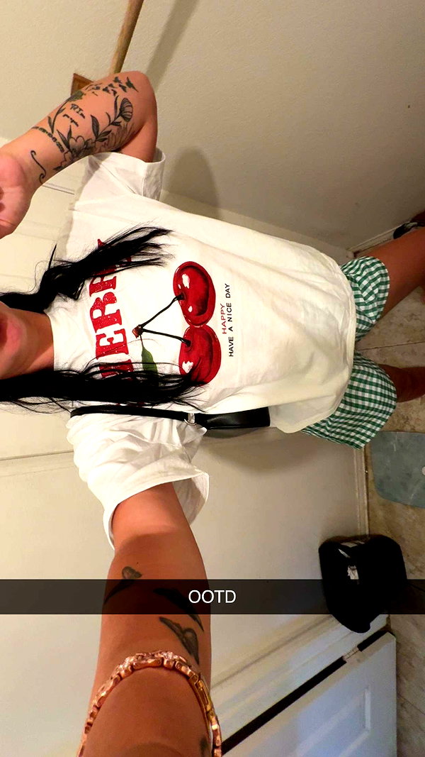 ema.jeann snapchat image archive image