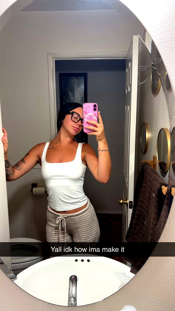 ema.jeann snapchat image archive image