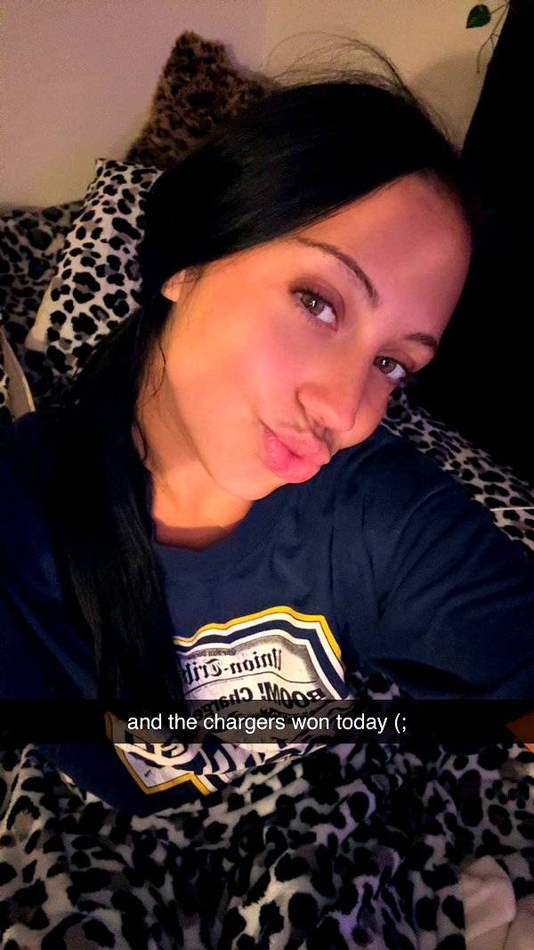 ema.jeann snapchat image archive image