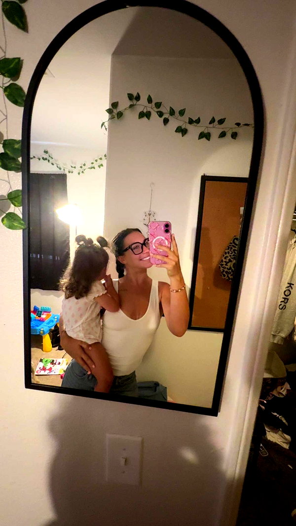 ema.jeann snapchat image archive image