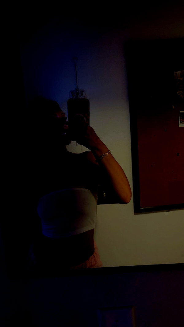 ema.jeann snapchat image archive image
