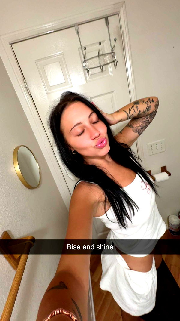 ema.jeann snapchat image archive image