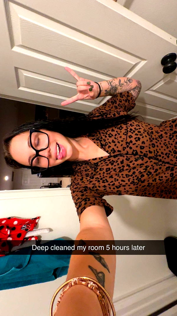 ema.jeann snapchat image archive image