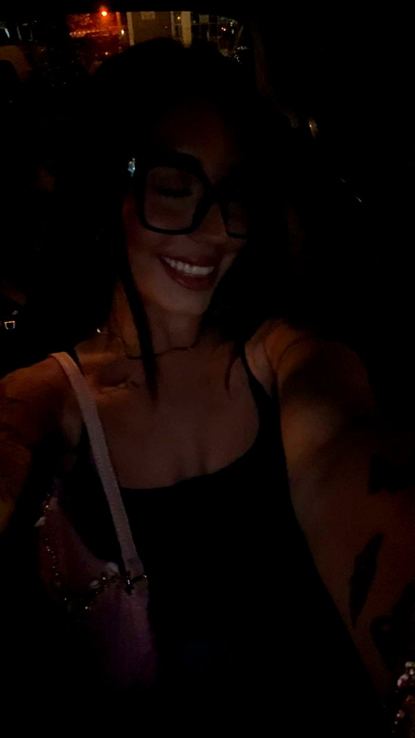 ema.jeann snapchat image archive image